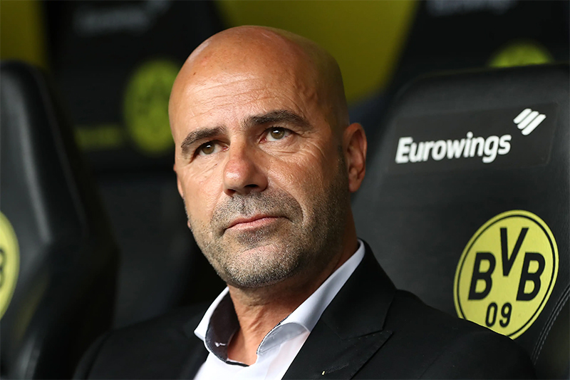 peter-bosz-la-hlv-tiep-theo-bi-sa-thai