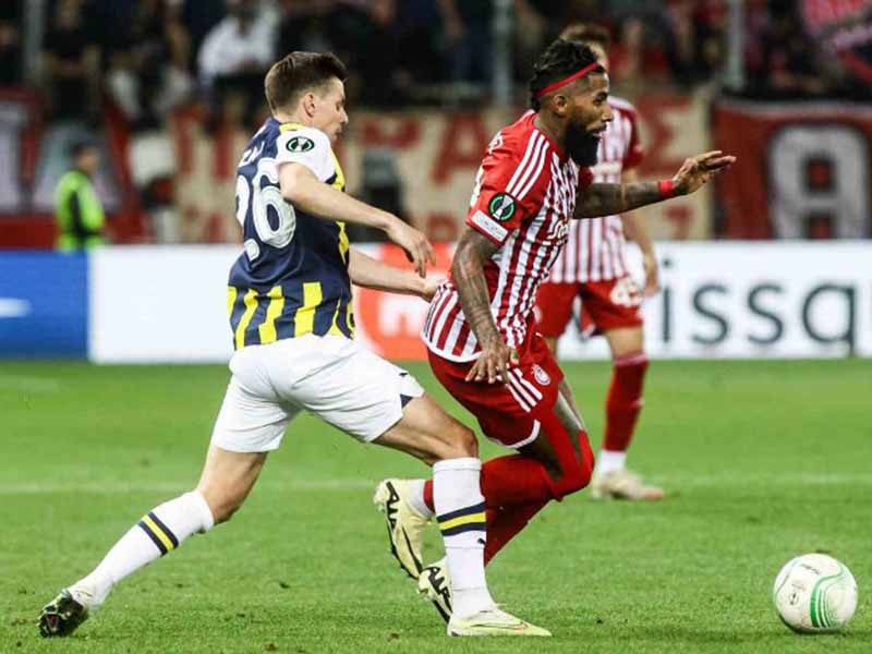 Nhận định soi kèo Fenerbahce vs Olympiakos lúc 02h00 ngày 19/4/2024