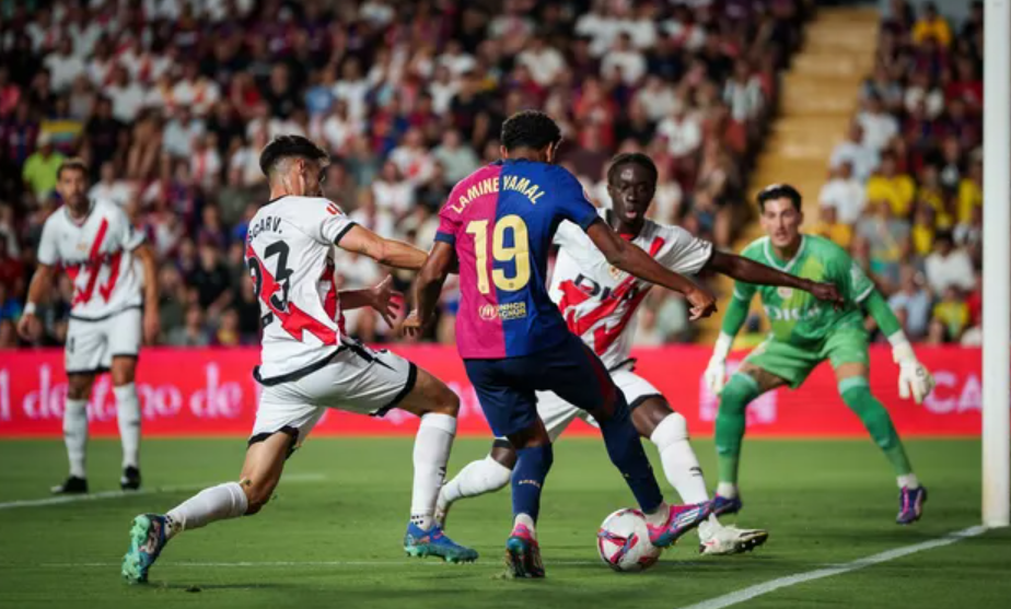 Rayo Vallecano vs FC Barcelona (02:30 &#8211; 28/08) | Xem lại trận đấu